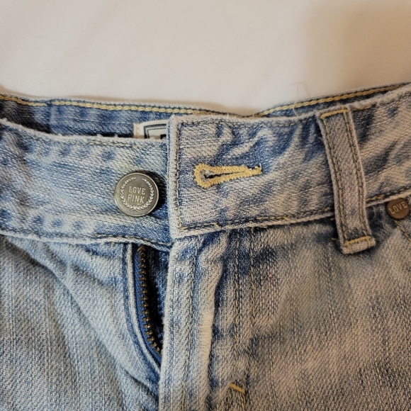 Victoria's Secret PINK Distressed Jean Shorts - Picture 13 of 14
